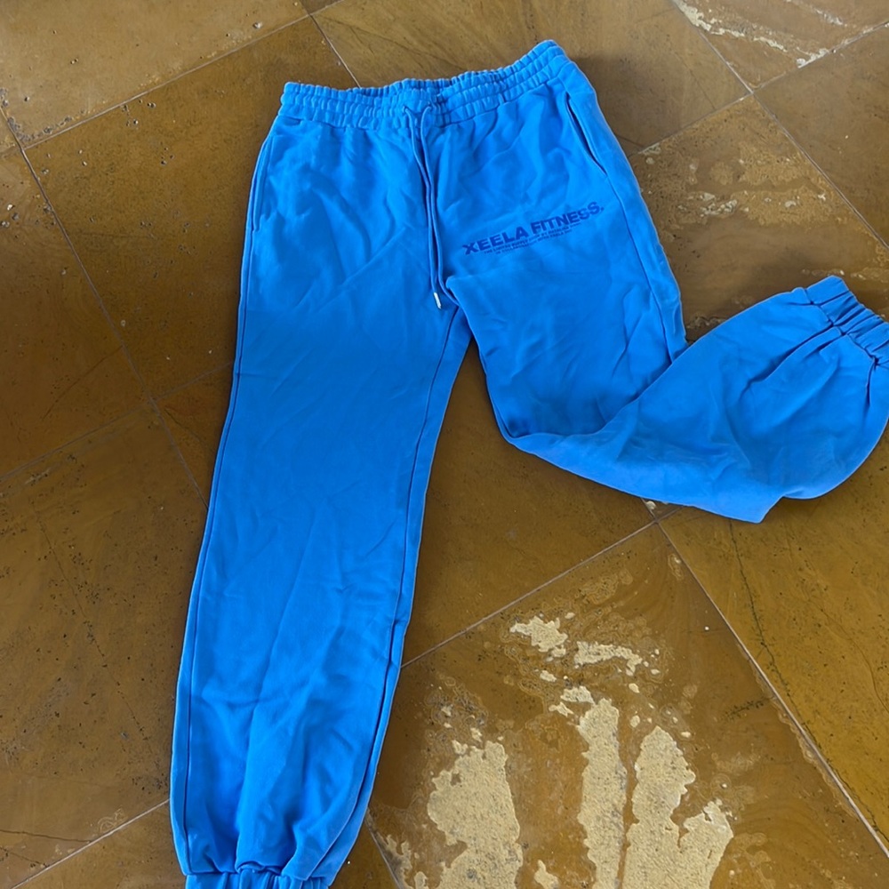 Xeela fitness sweatpants L
